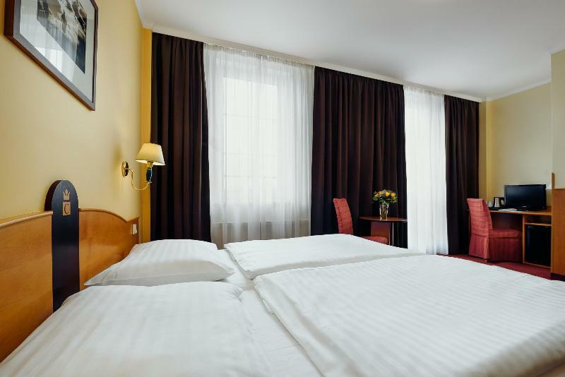 The Lemon Tree Hotel Wrexham Exterior photo